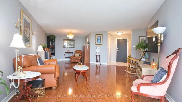 Additional image 8 of 5 Rowntree Rd Unit 805