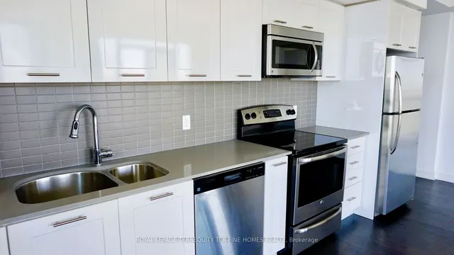 Additional image 10 of 2200 Lake Shore Blvd Unit 4209