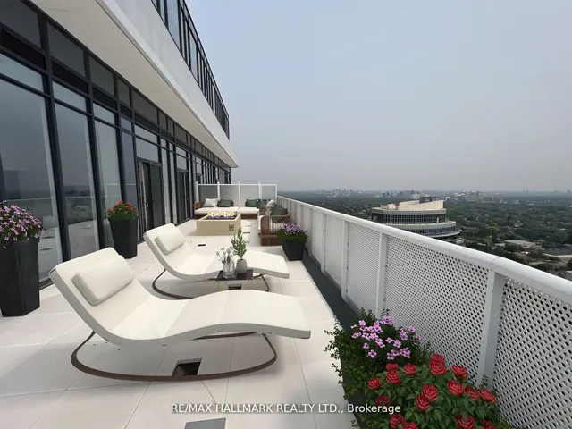 Additional image 4 of 15 Holmes Ave Unit PH3201