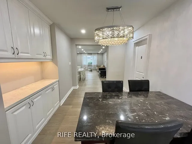 Additional image 19 of 298 Empress Ave