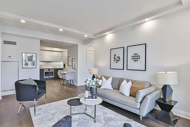 Additional image 14 of 151 Avenue Rd Unit 407