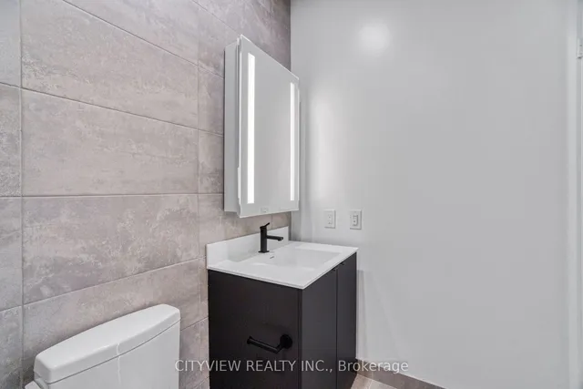 Additional image 23 of 500 Dupont St Unit PH10