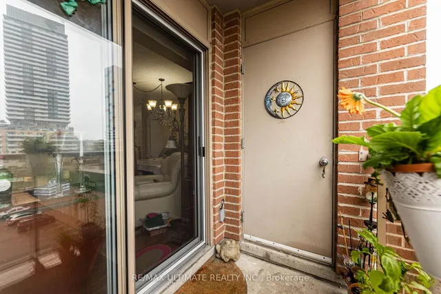 Additional image 27 of 2088 Lawrence Ave Unit 612