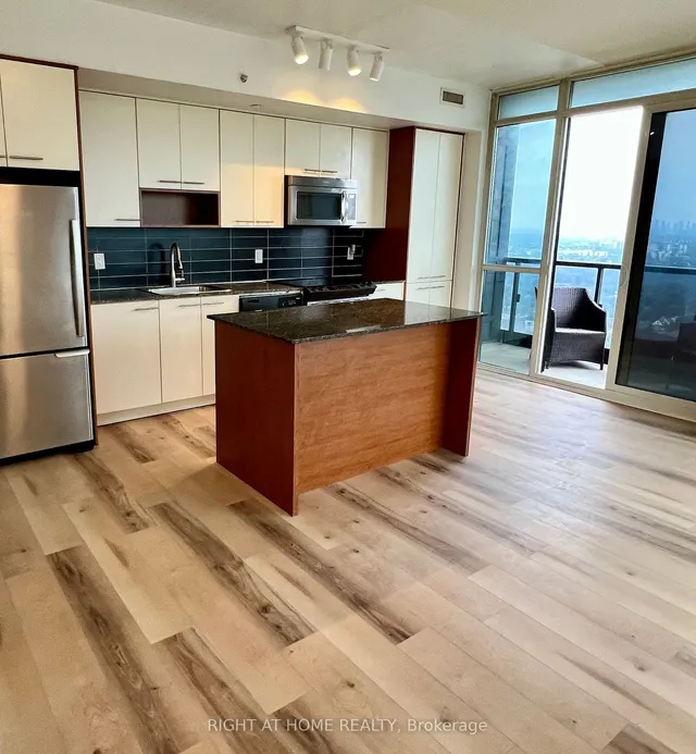 Additional image 2 of 5 Valhalla Inn Rd Unit 3108