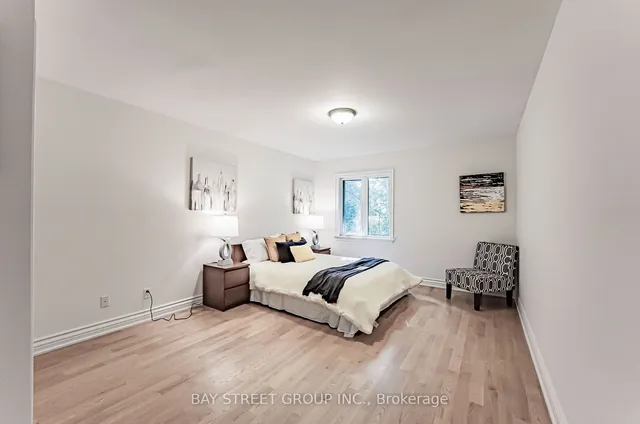 Additional image 26 of 171 Empress Ave