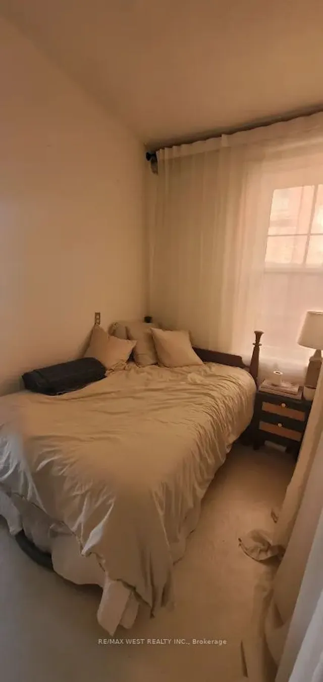 Additional image 9 of 112 Crawford St