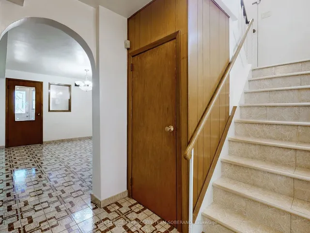 Additional image 28 of 10 Bengal Crt