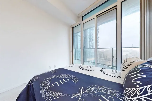 Additional image 24 of 125 Peter St Unit 1401