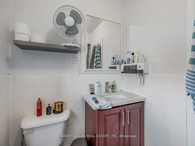 Additional image 22 of 6 Carrington Ave