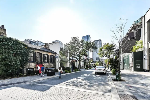 Additional image 40 of 1 Yorkville Ave Unit 4309