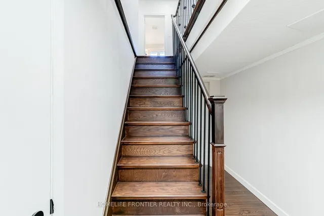 Additional image 24 of 26 Flaremore Cres