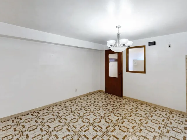 Additional image 32 of 10 Bengal Crt