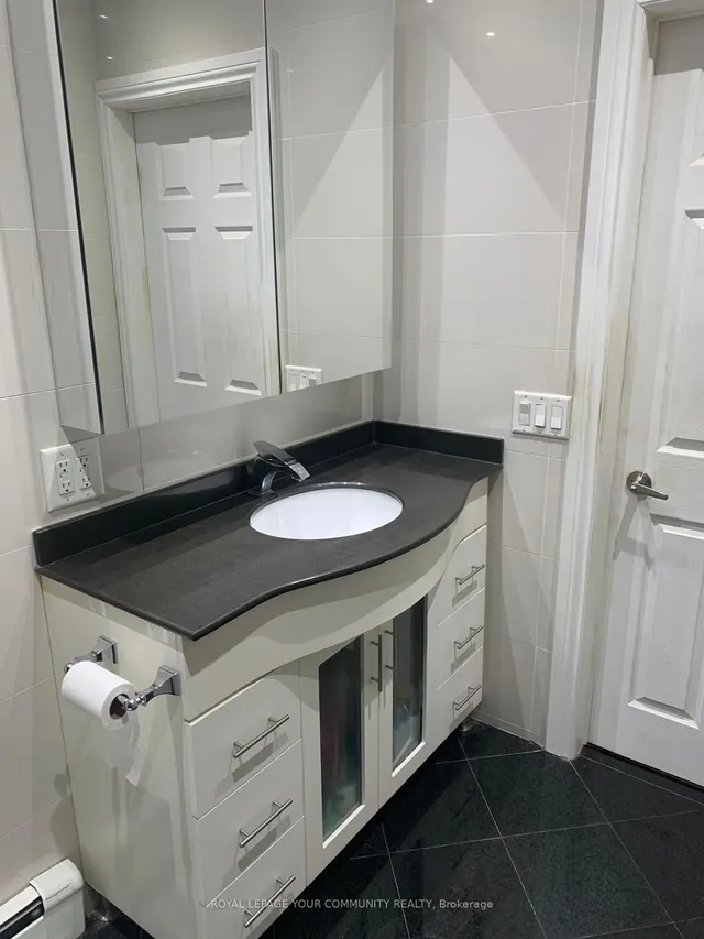 Additional image 18 of 234 Wilmington Ave