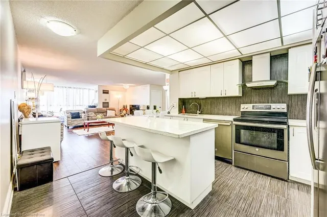 Additional image 12 of 8 Silver Bell Grove Unit 709