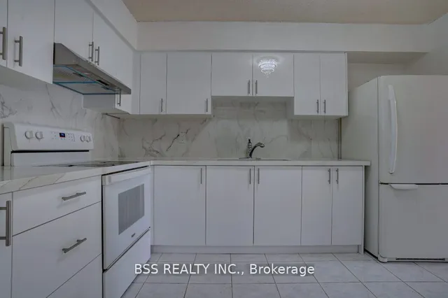 Additional image 12 of 3380 Eglinton Ave Unit 402