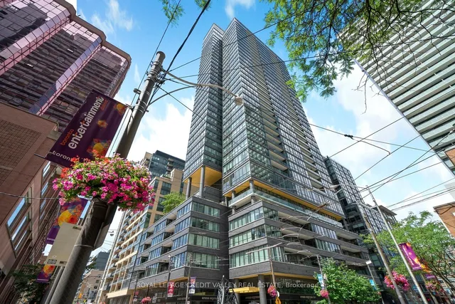 8 Charlotte St Unit 1003