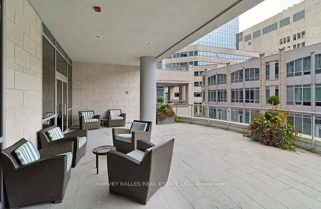 Additional image 6 of 761 Bay St Unit 3413