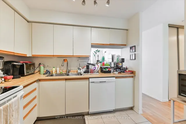 Additional image 14 of 3845 Lake Shore Blvd Unit 310