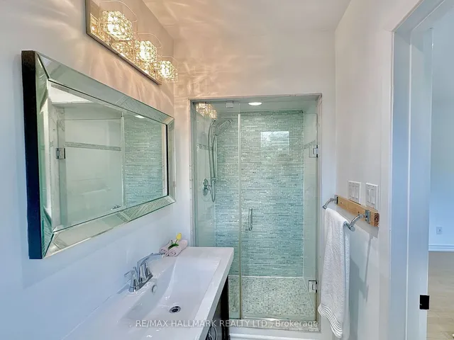 Additional image 26 of 16 Gaspe Rd