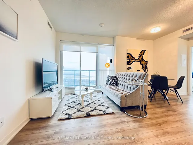 Additional image 11 of 49 East Liberty St Unit 2503