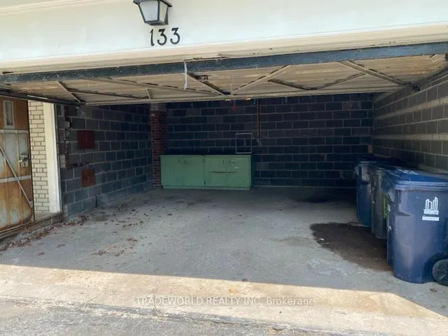 Additional image 40 of 133 Bannatyne Dr