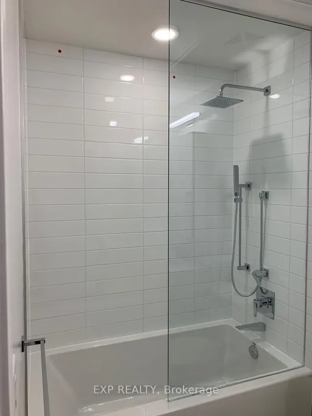 Additional image 16 of 20 Lombard St Unit 4009