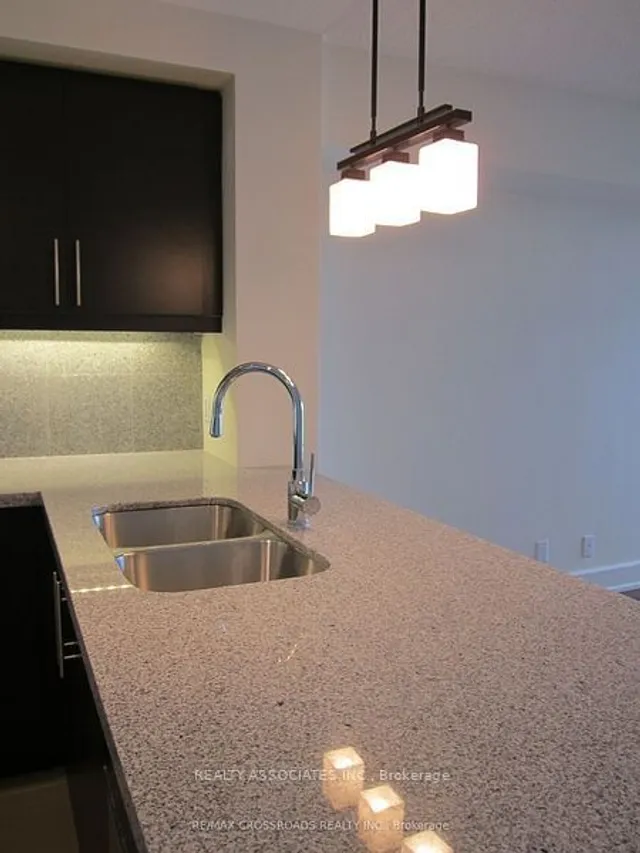 Additional image 5 of 676 Sheppard Ave Unit 709