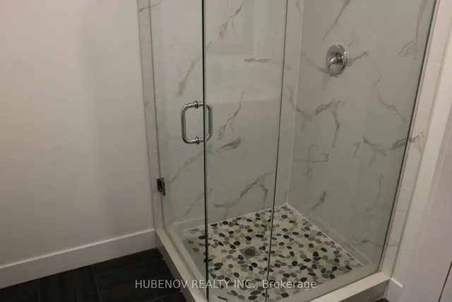 Additional image 17 of 1640 Dufferin St