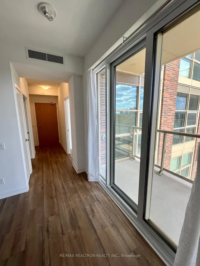 Additional image 15 of 1787 St Clair Ave Unit 604