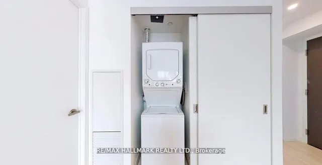 Additional image 20 of 197 Yonge St Unit 3114