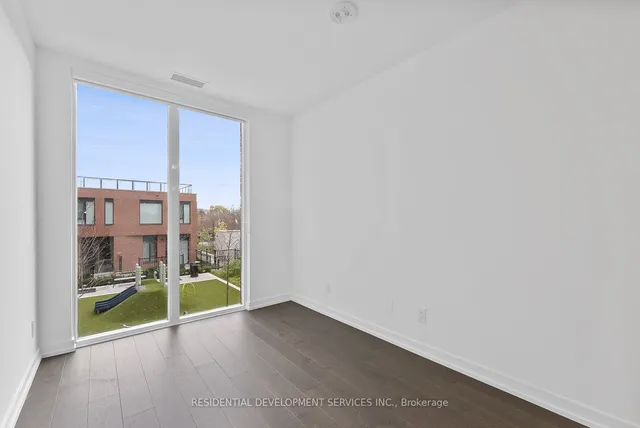 Additional image 22 of 15 Maryport Ave Unit 112