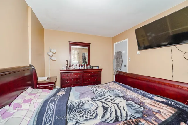 Additional image 15 of 2901 Jane St Unit 89