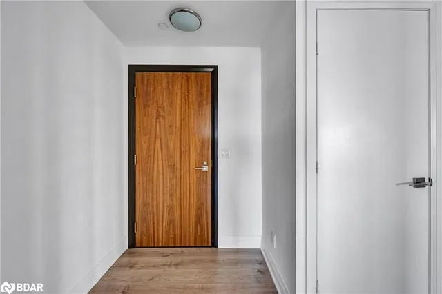 Additional image 3 of 36 Park Lawn Road Rd Unit 3205