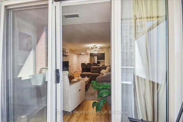 Additional image 19 of 75 East Liberty St Unit 910