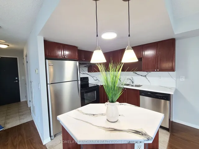 Additional image 4 of 18 Yonge St Unit 1303