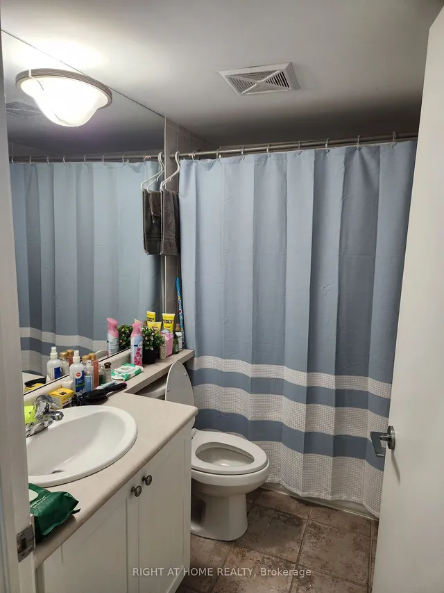 Additional image 3 of 231 Fort York Blvd Unit 115