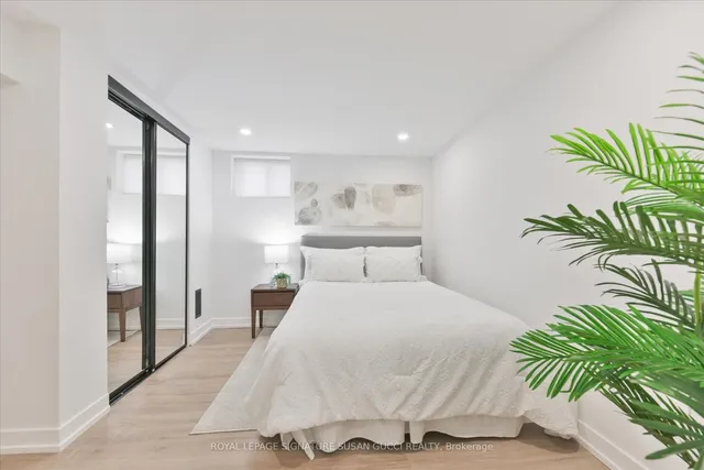 Additional image 23 of 22 Donora Dr