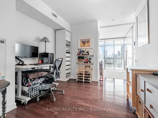 33 Charles St Unit 2604