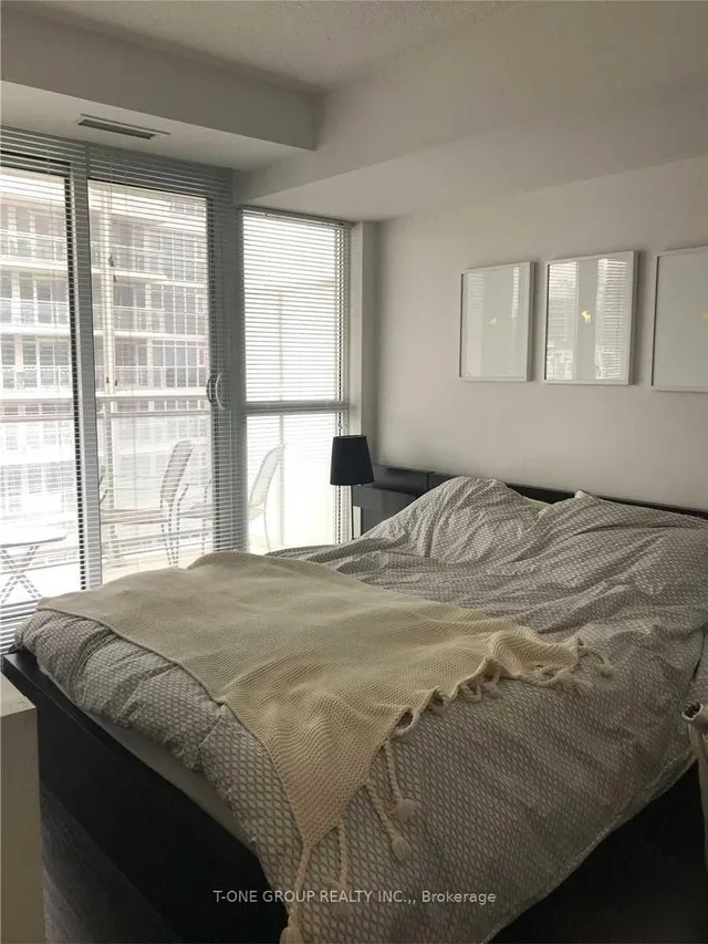 Additional image 10 of 35 Bastion St Unit 1720