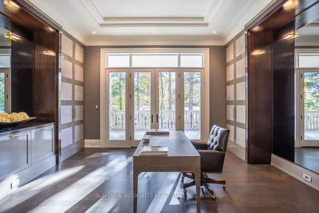 Additional image 9 of 15 Tudor Gate