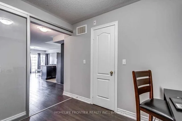 Additional image 22 of 137 Isaac Devins Blvd Unit 6