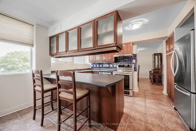 Additional image 11 of 256 Jarvis St Unit 3B