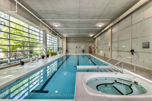 Additional image 25 of 81 Navy Wharf Crt Unit 302