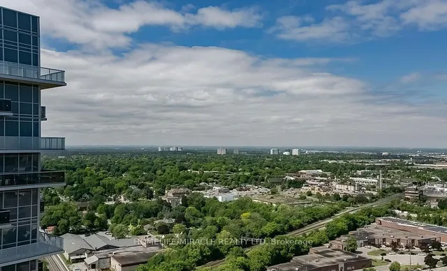 Additional image 32 of 181 Village Green Sq Unit Ph20