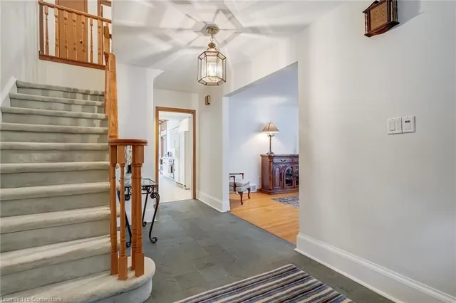 Additional image 6 of 18 Burnt Log Cres