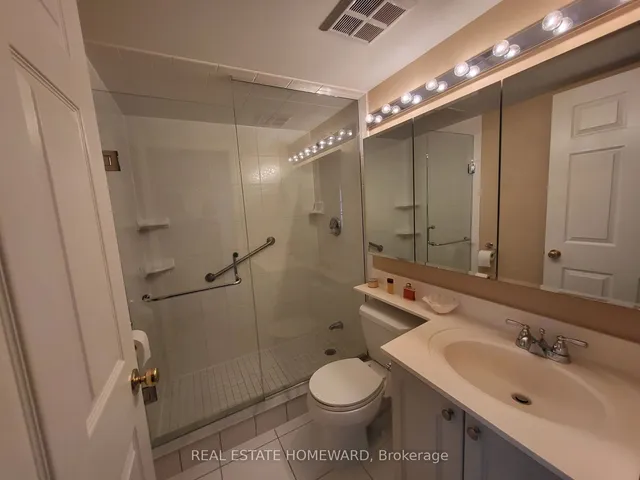 Additional image 13 of 887 Bay St Unit 905