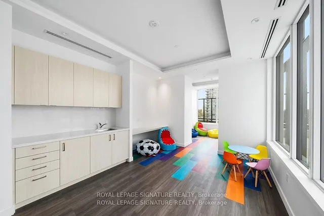 Additional image 21 of 1928 Lake Shore Blvd Unit 2115