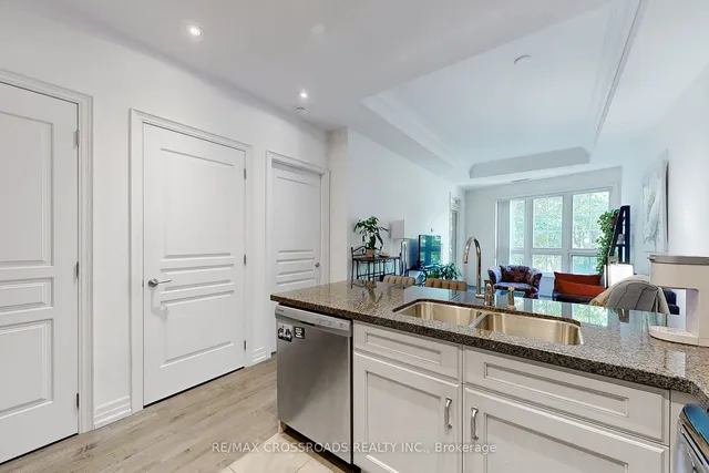 Additional image 13 of 20 Burkebrook Pl Unit 223