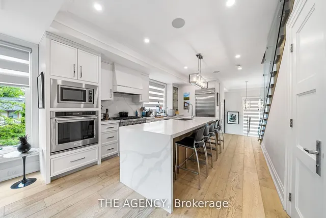 Additional image 7 of 3062 Bayview Ave