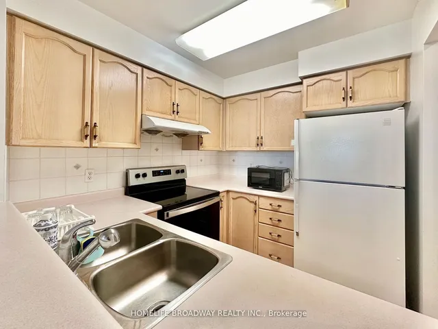 Additional image 5 of 18 Pemberton Ave Unit 601